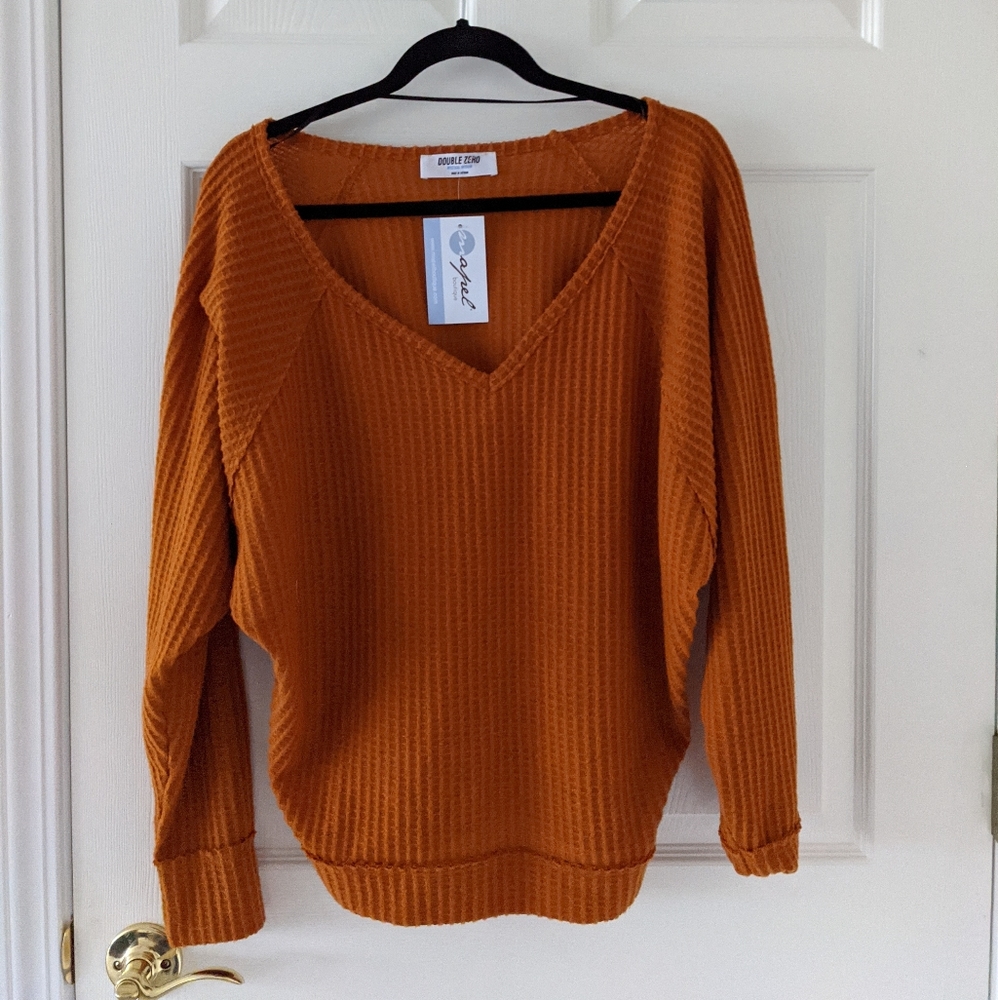 Rust colored blouse - Picture 2 of 3